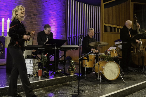 18.12.2024  THREE KINGS AND A QUEEN mit Georg Derks (p), Christian Schröder (dr) und Paul Brandes (b), Ev. Versöhnungskirche Köln-Rath/Heumar